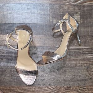 ✨ Michael Kors Strappy Sandals